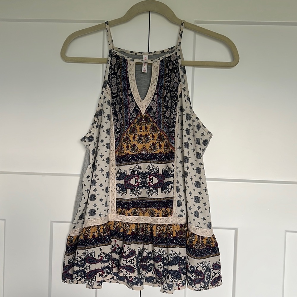 Patterned tank top with high neck line